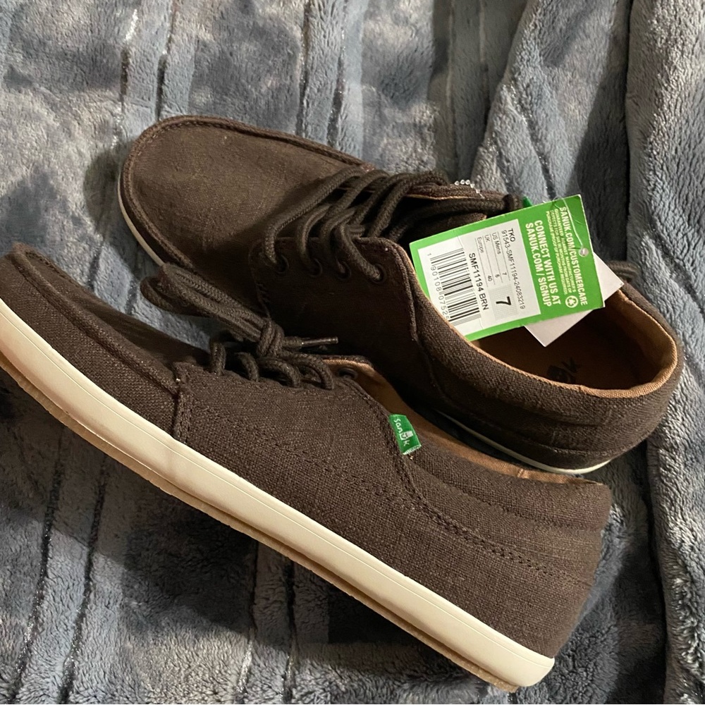 Sanuk Men’s Casual Sneaker